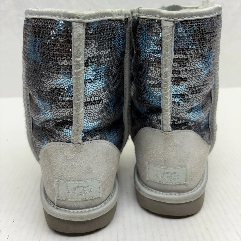 Ugg Sequin Star Winter Boots in Silver & Blue, size 5 big girl, box 25